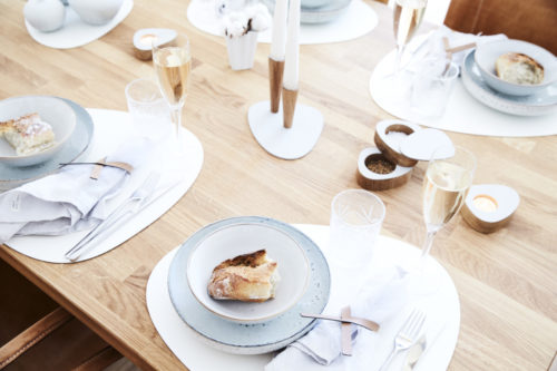 LIND DNA Placemat CURVE bull white