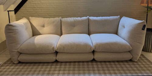 Knoll - Perron Pillo Sofa